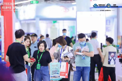 米多亮相2021中国淄博化工科技展 助力化工企业智慧转型